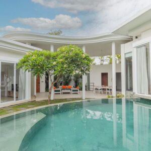 Mahesa Retro Retreat